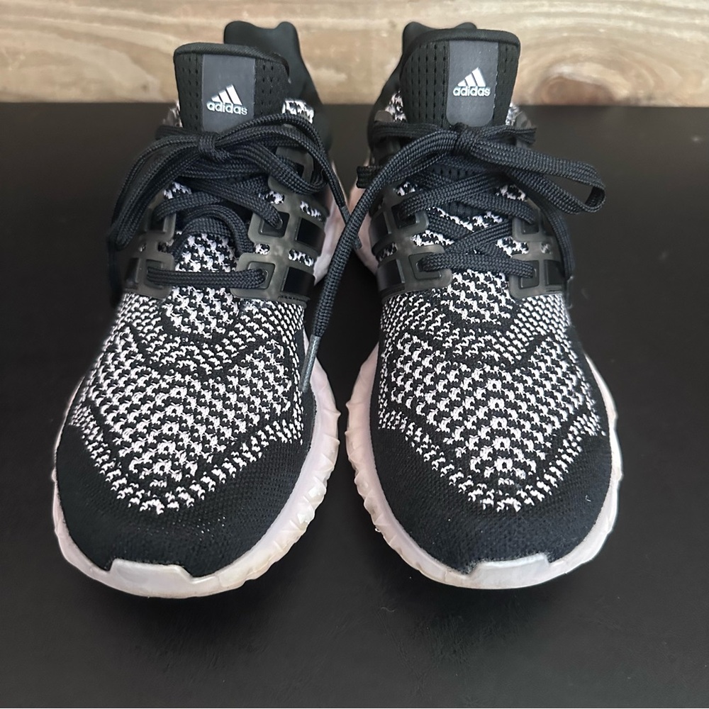 Adidas Ultra Boost 5.0 DNA Pink Black Womens 7.5 Athleisure Sneakers Gym Shoes - Picture 5 of 9